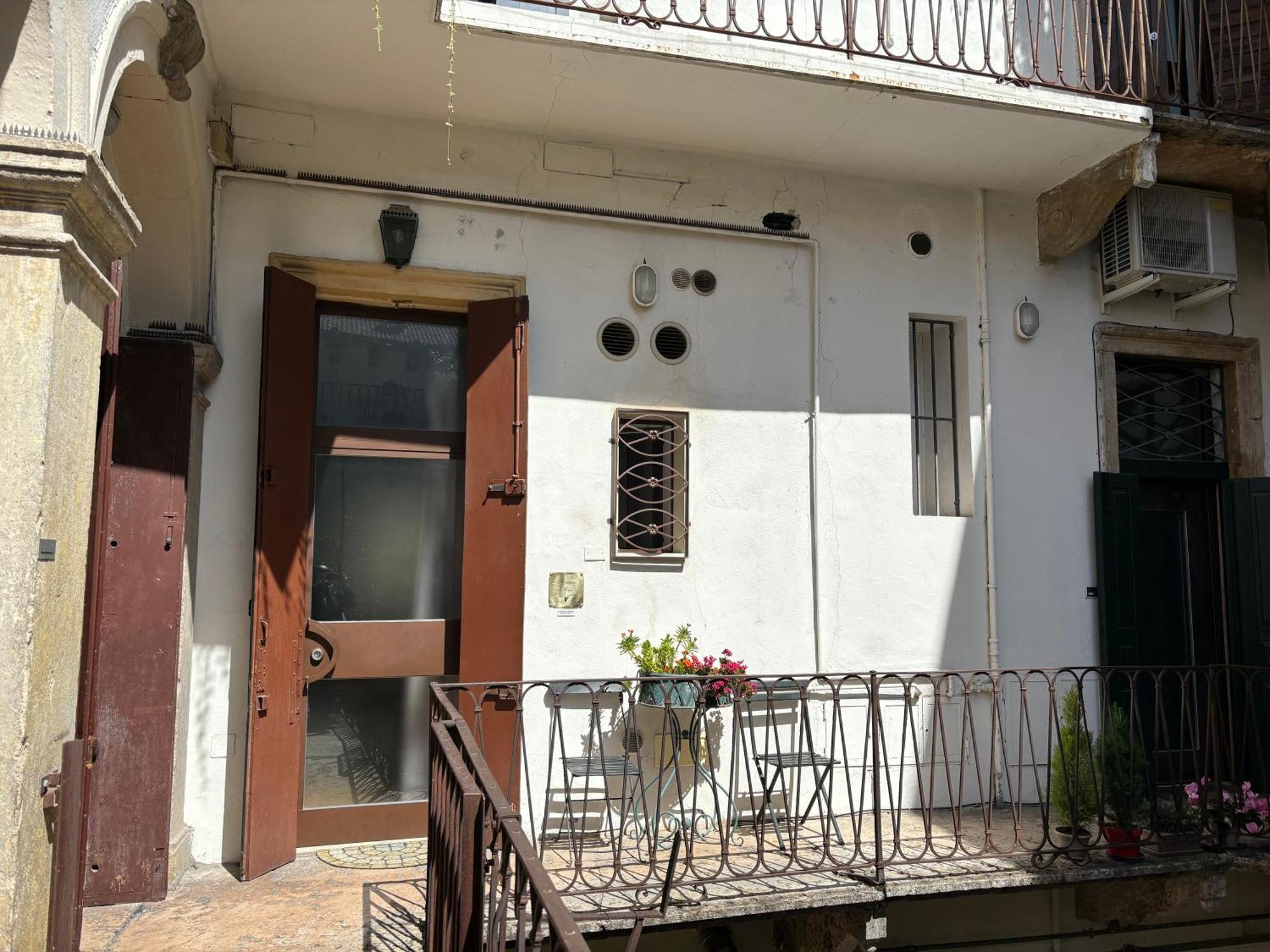 Veronajourneys Emilei Exterior foto