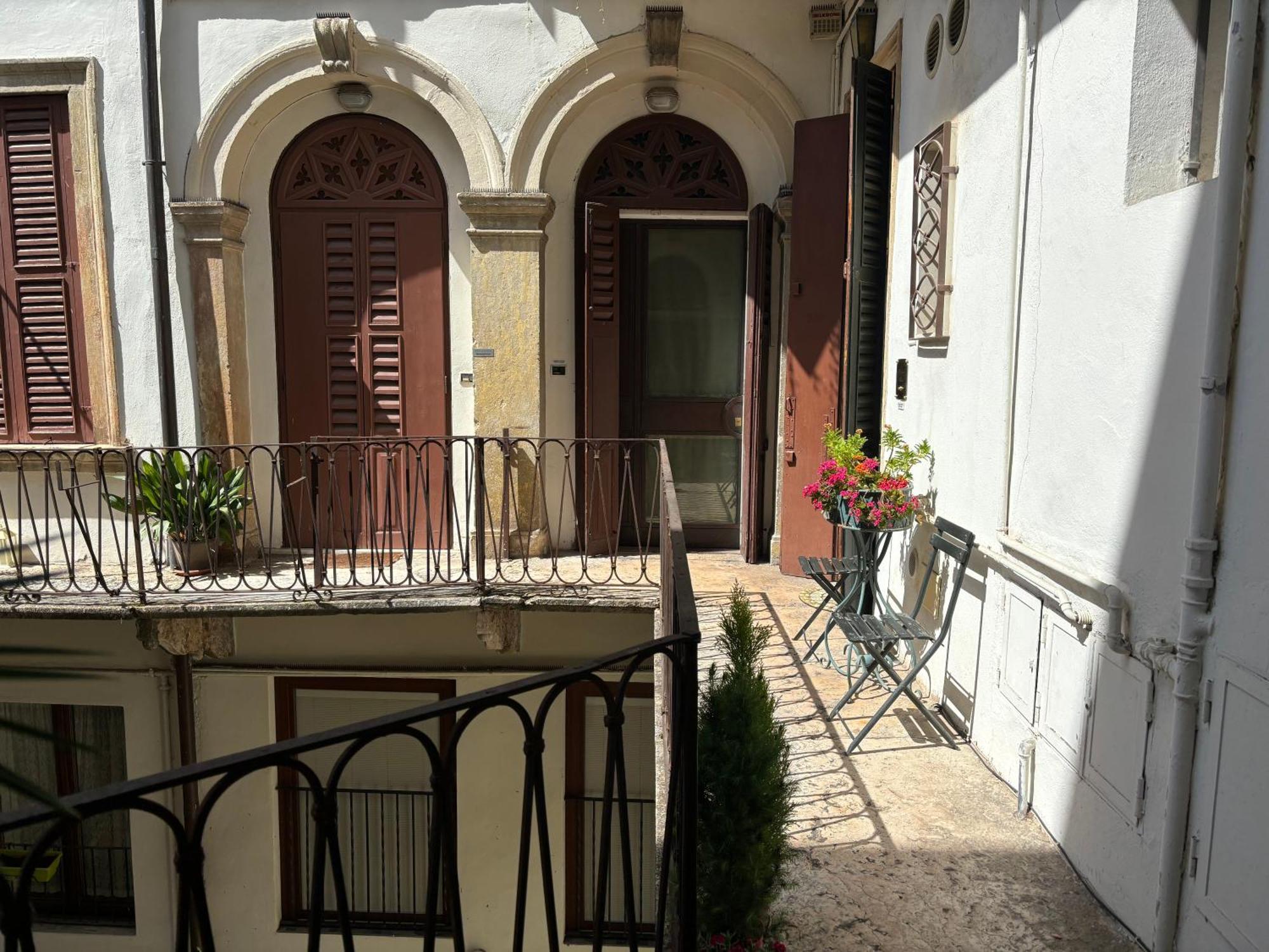 Veronajourneys Emilei Exterior foto